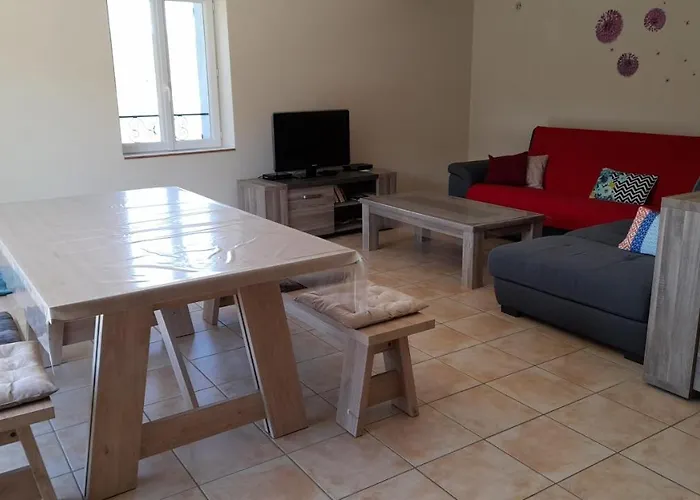 Maison De Campagne Aux Deux Oliviers